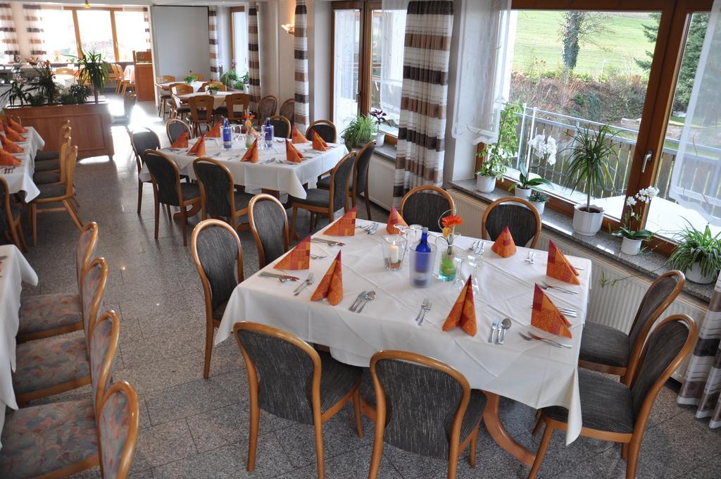 Rhon-Hotel Sonnenhof - Restaurant & Cafe Poppenhausen Exteriér fotografie